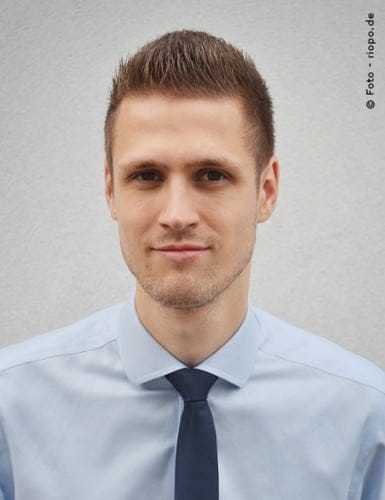 Riopo - Online Versicherungsvergleich mit direkten Ansprechpartner vor Ort 1 Riopo Gründer David Warmuth